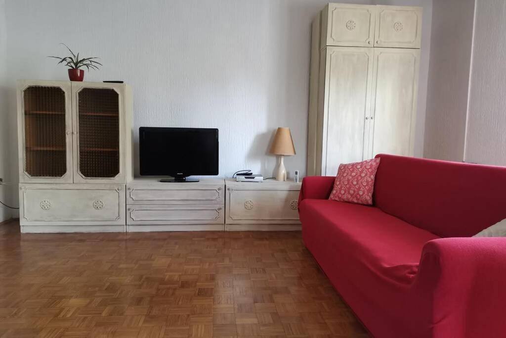 Apartment Sanja Near The Sea, Spacious And Green :) Pola Esterno foto