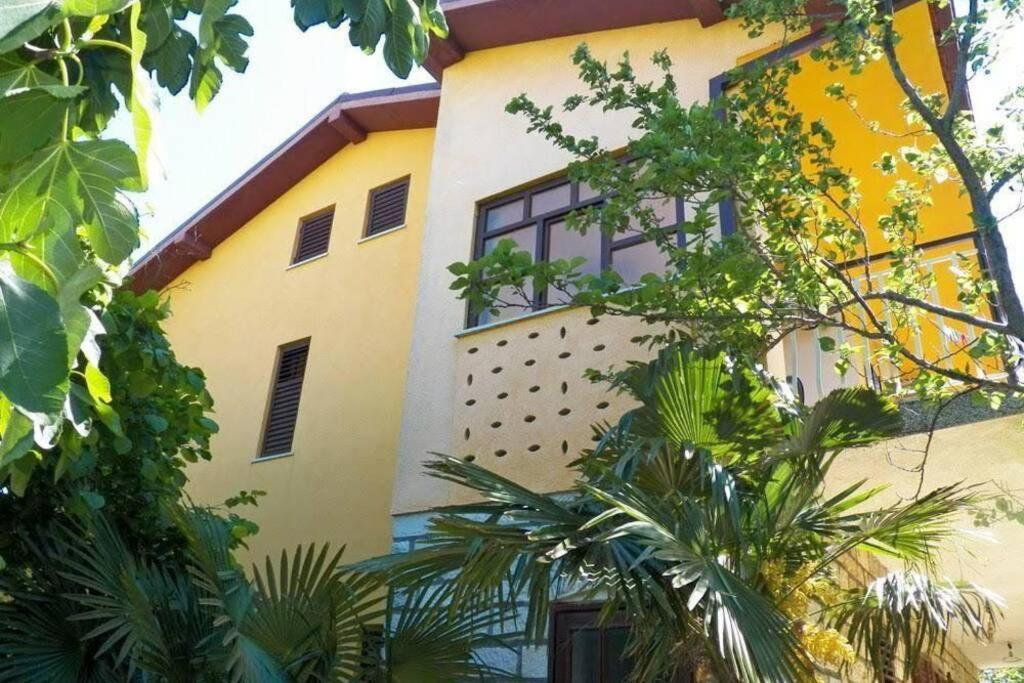 Apartment Sanja Near The Sea, Spacious And Green :) Pola Esterno foto