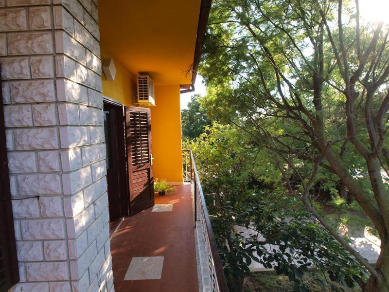 Apartment Sanja Near The Sea, Spacious And Green :) Pola Esterno foto
